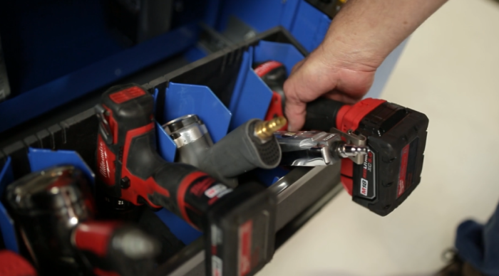 FOLDABLE MOBILE TOOL CART WITH 1100 TOOLS